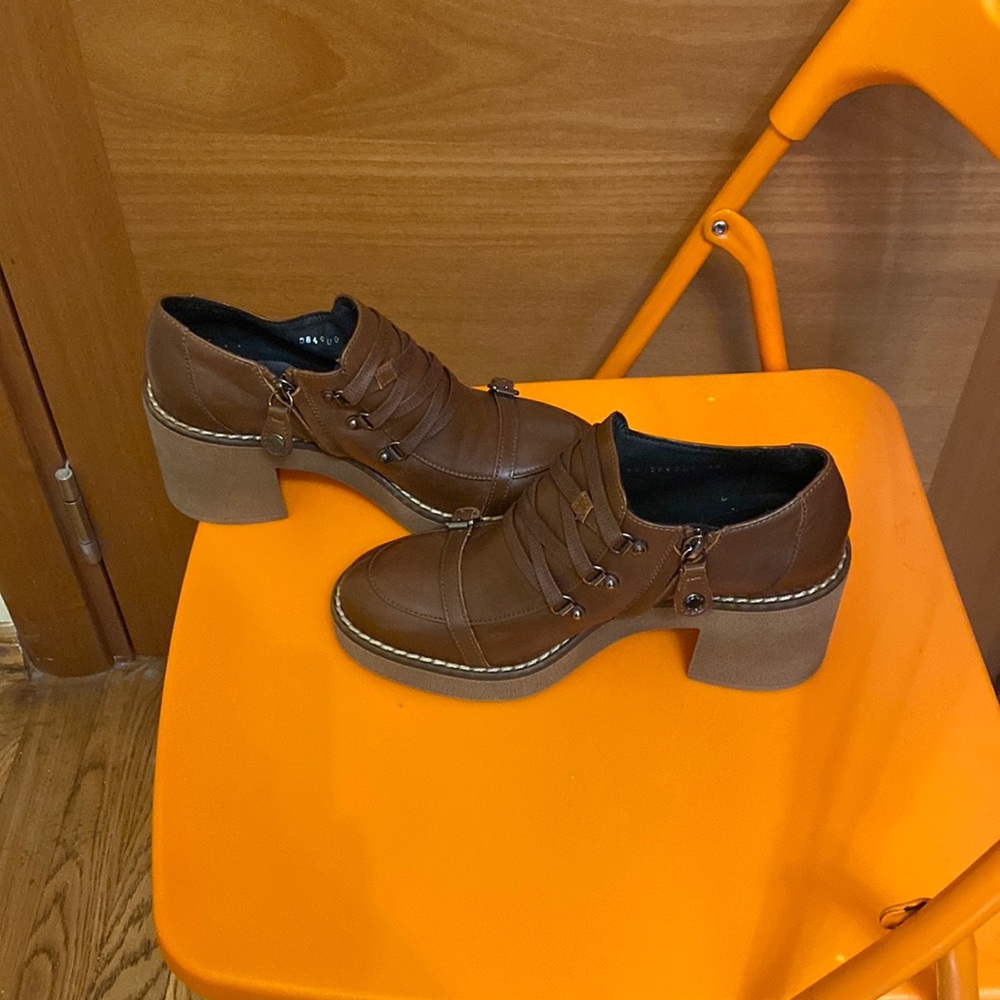 Geox women shoes  New without tag